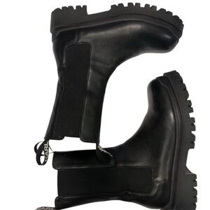 Karl Lagerfeld
Biker Long Gore leather boots